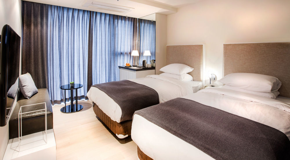 Brown Suites Hotel And Resort Jeju Exterior foto